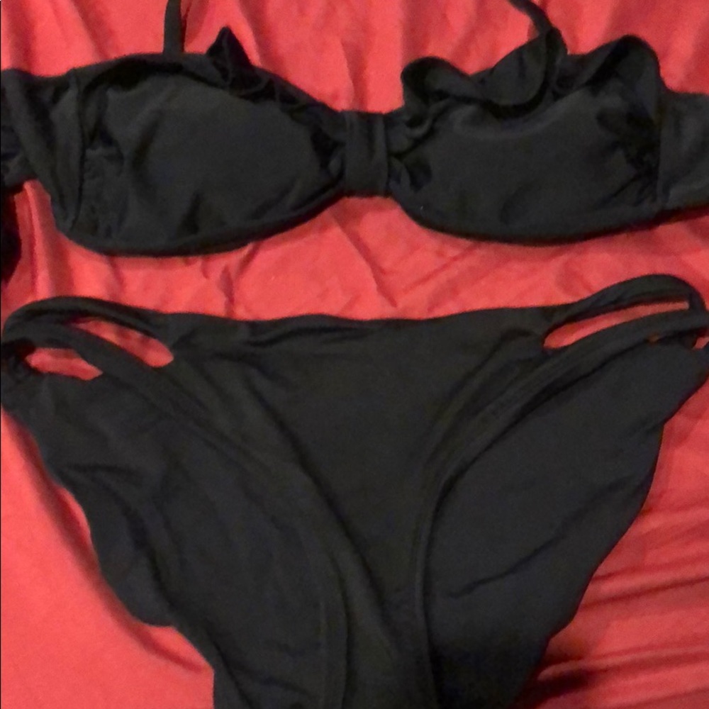 Black Bikini size Large. NWT